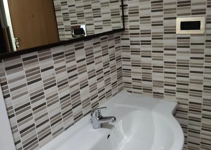 Centro فندق مبيت وإفطار 3*